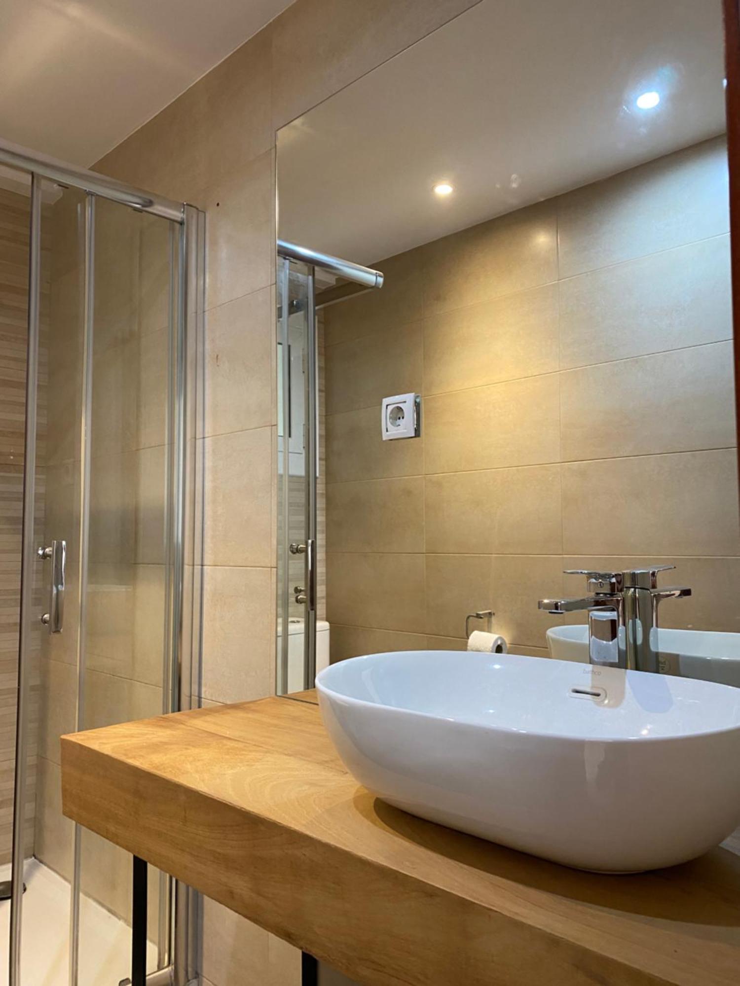 Amazing Sea And Sagrada Familia Views Homey Appartamento *